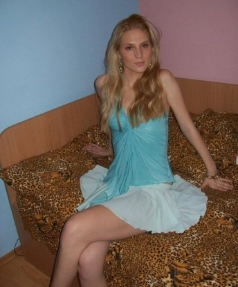 Молодая, стройная и горячая блондинка. Приглашаю к себе в гости на незабываемое время. Готова исполнить все твои фантазии и желания. Фото настоящие, обещаю, не пожалеешь! 7138, 24 года
